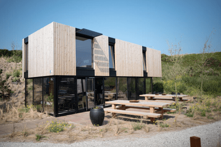 Unieke accommodatie voor 10 personen, 100 m van zee