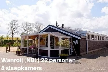 Fijne groepsaccommodatie met 8 slaapkamers voor 22 personen