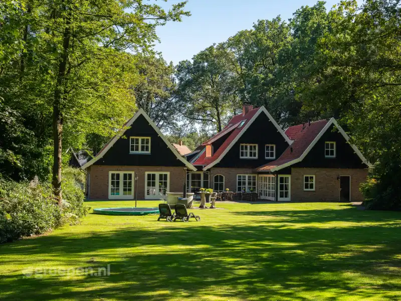 Luxe accommodatie voor 20 personen in Losser, Overijssel