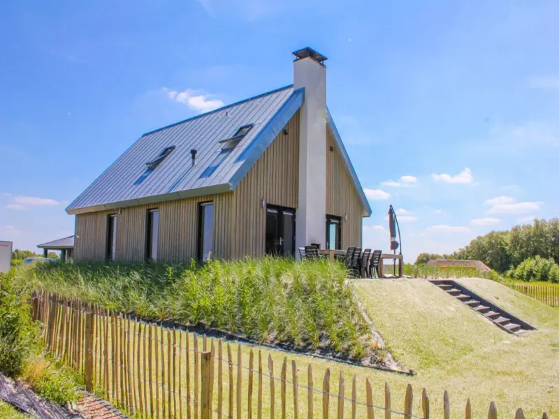 Luxe 16-persoons groepsaccommodatie met sauna in Zeeland