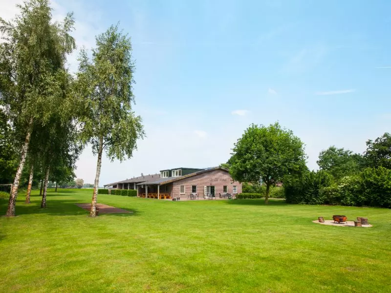 Vind de juiste groepsaccommodatie op aantal personen Tegelafbeelding van groepsaccommodatie voor selectie op aantal personen