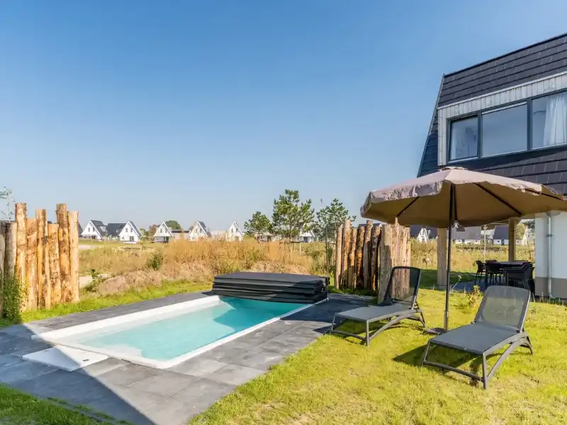 Vakantiehuis met zwembad bij Landal Extra luxe vakantiehuis voor 8 personen op Landal Stabrechtse Vennen met eigen zwembad