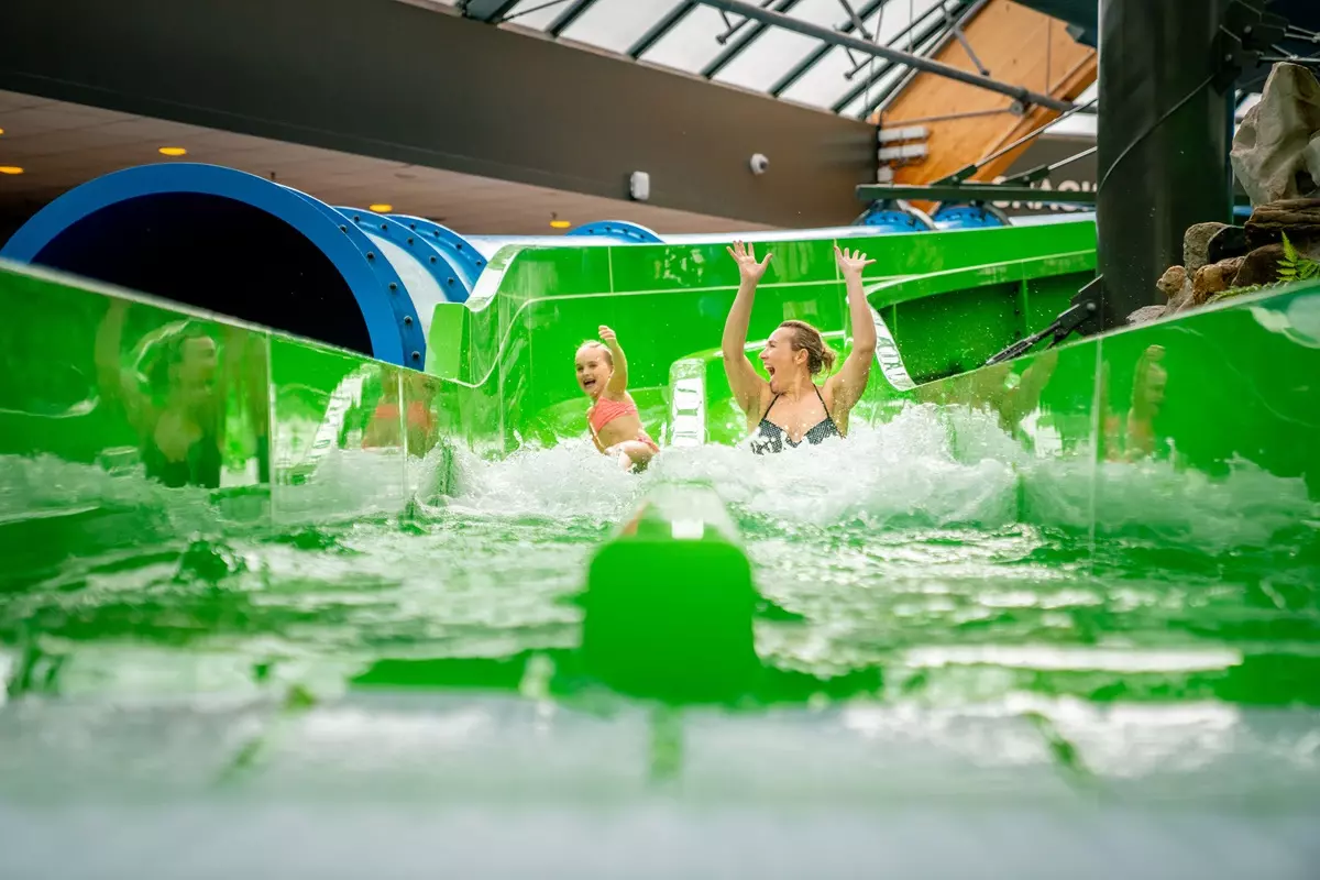 Duo glijbaan bij Landal