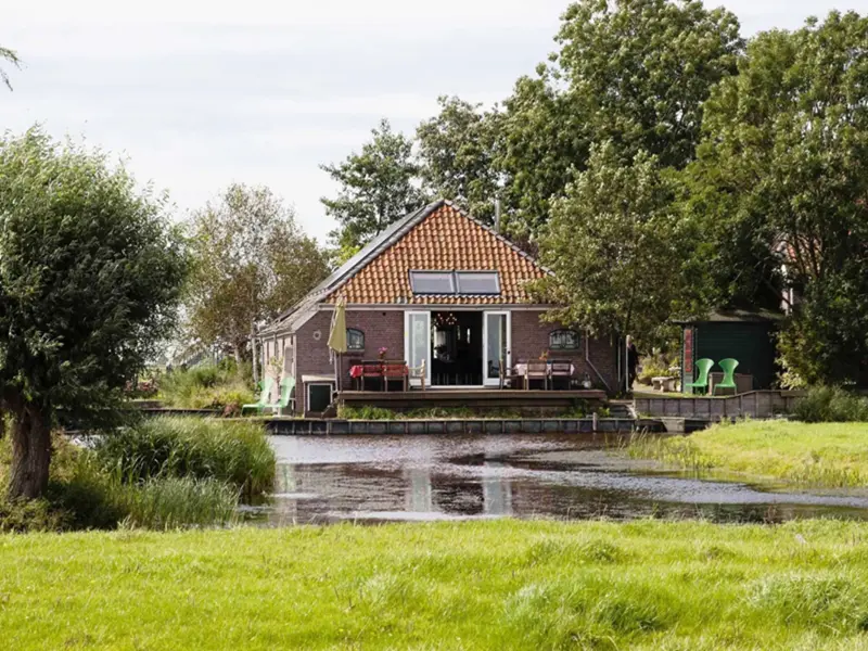 Groot vakantiehuis voor 10 personen met 5 slaapkamers in Schermerhorn
