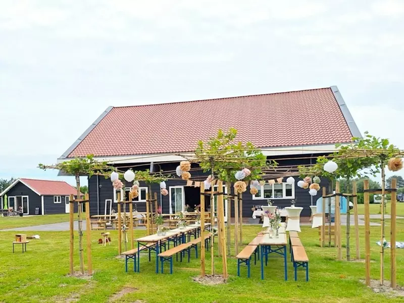 Groepshuis voor 20 personen in Warmenhuizen Noord-Holland