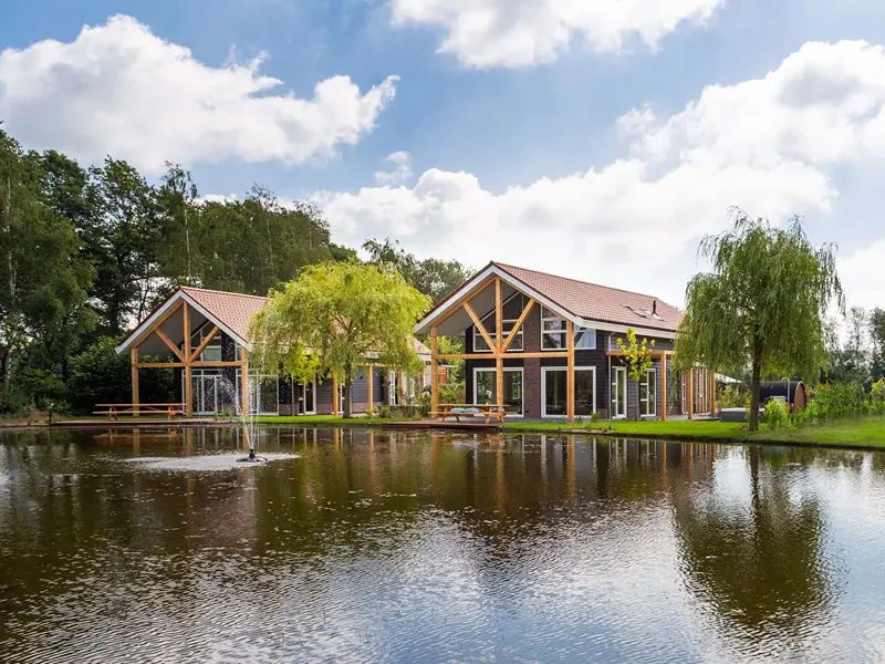 Villa Superieur voor 12 personen Luxe villa van Topparken aan het water voor 12 personen