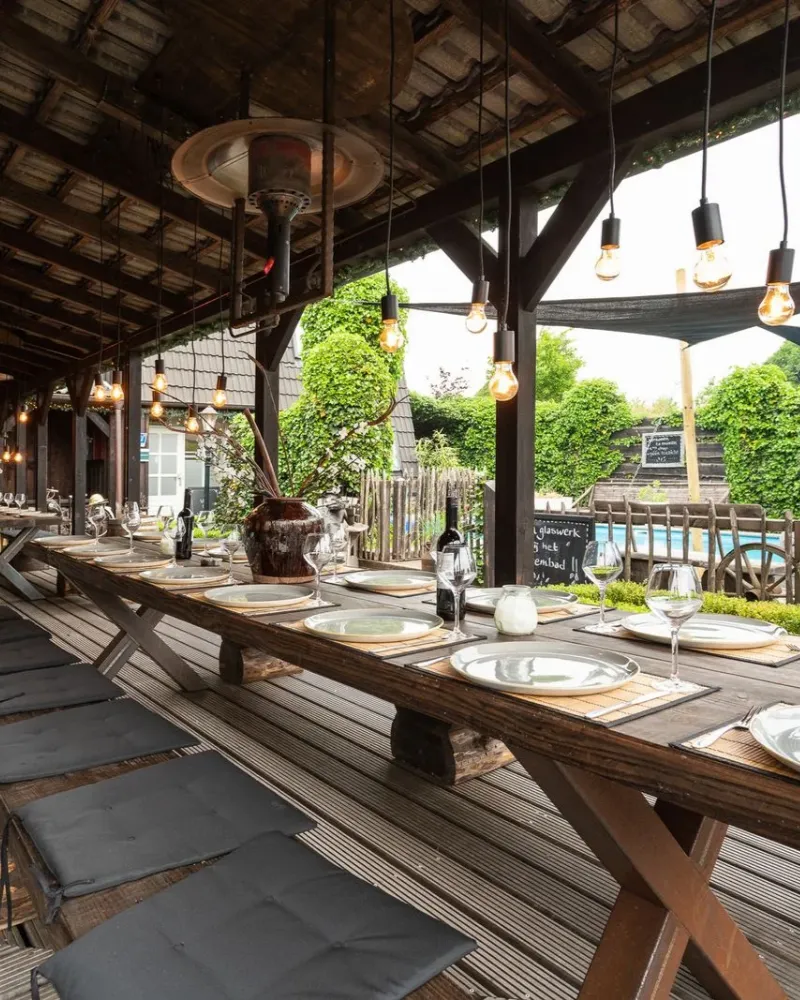 Luxe groepshuis Gasselte, Drenthe, voor 30 personen met 14 slaapkamers